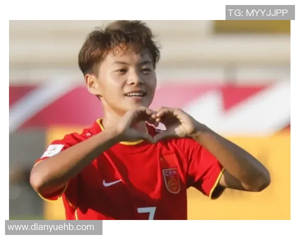 女足球星赠送袜子背后的故事和那份特别的心意是谁送出的