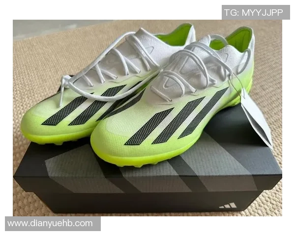 足球明星们脚踩哪一码鞋?揭秘他们的鞋码与场上表现的关系 足球明星们脚踩哪一码鞋?揭秘他们的鞋码与场上表现的关系