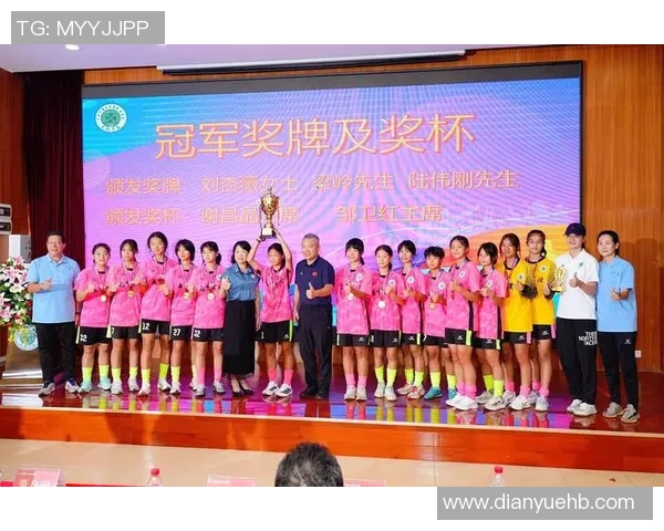 足球球星眼中的奖杯意义：他们为何追求这些荣誉背后的故事